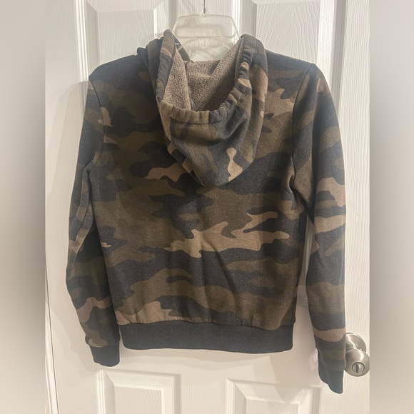 PINK Victoria's Secret Camo Zip-Up Hoodie - Picture 4 of 6